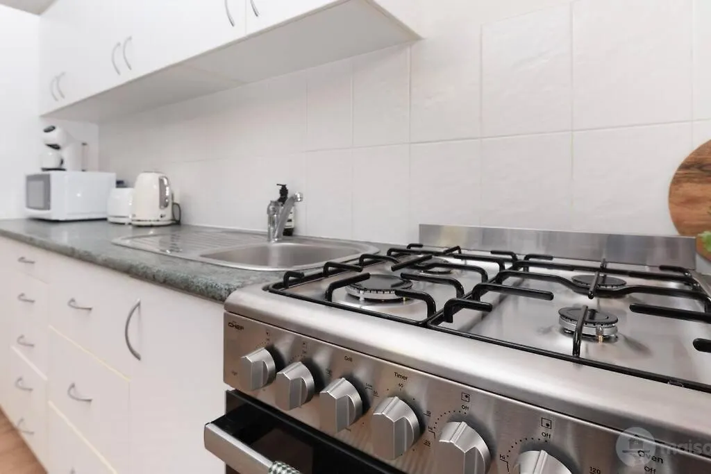 3 Bed Budget Accom Hidden Gem Parking Near Gabba Brisbane Appartement