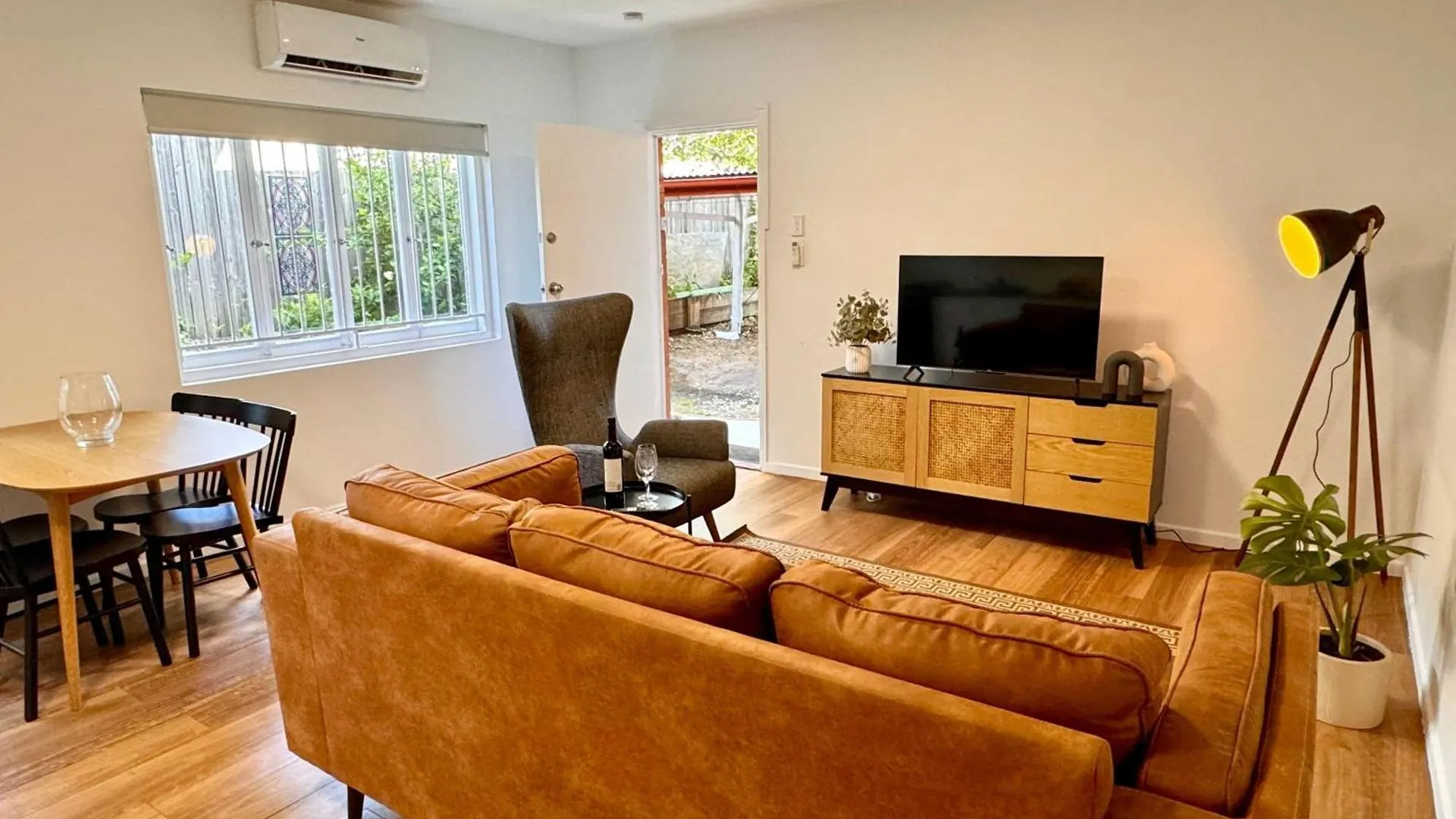 3 Bed Budget Accom Hidden Gem Parking Near Gabba Brisbane